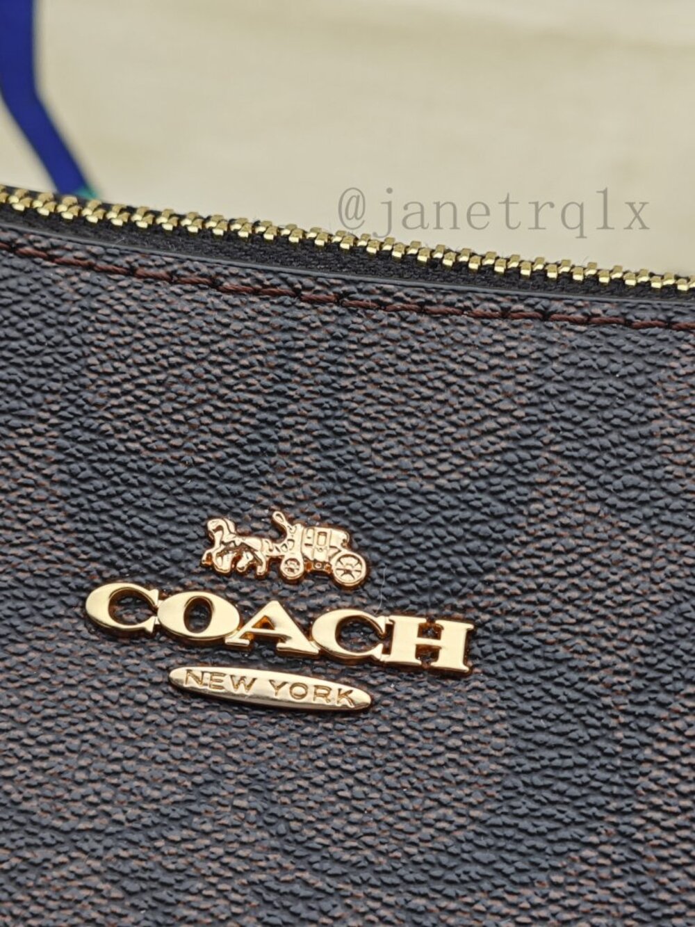 ๐ถ๐ถCoach Teri Shoulder Bag In Signature Canvas black - Picture 6 of 8